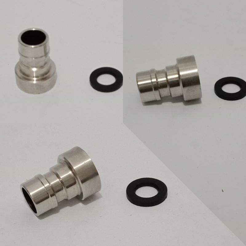 Cucut stainless sambungan kran taman / Drat kran taman - cucuk sambungan selang