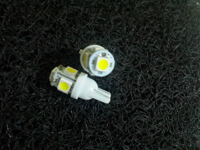 LAMPU LED T10 BEST SELLER SENJA SUPER TERANG T105T - 5T01X2