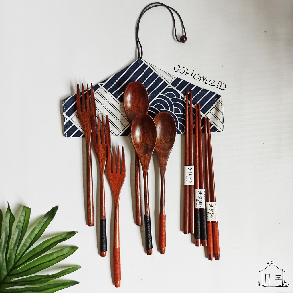 Set Alat Makan Korea - Set Sendok Kayu Korea (3pcs + pouch) / SetSendok / Sendok Kayu / Sendok Korea