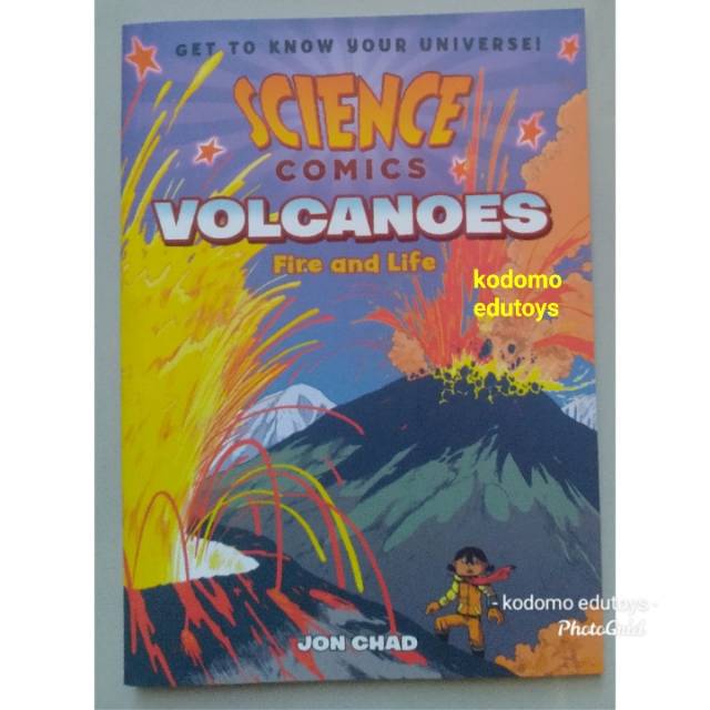 Science Comics : Volcanoes - Fire and Life