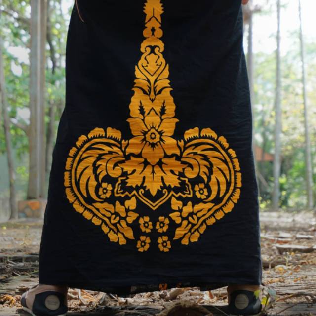 Sarung batik solo
