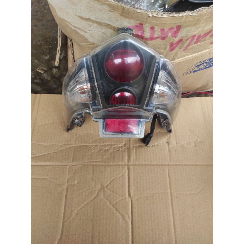 Lampu Stop Belakang StopLamp Assy Yamaha Xeon RC Original