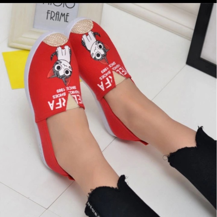 DINDA SEPATU WANITA SLIPON KUCING CAT CUTE BEST SELLER