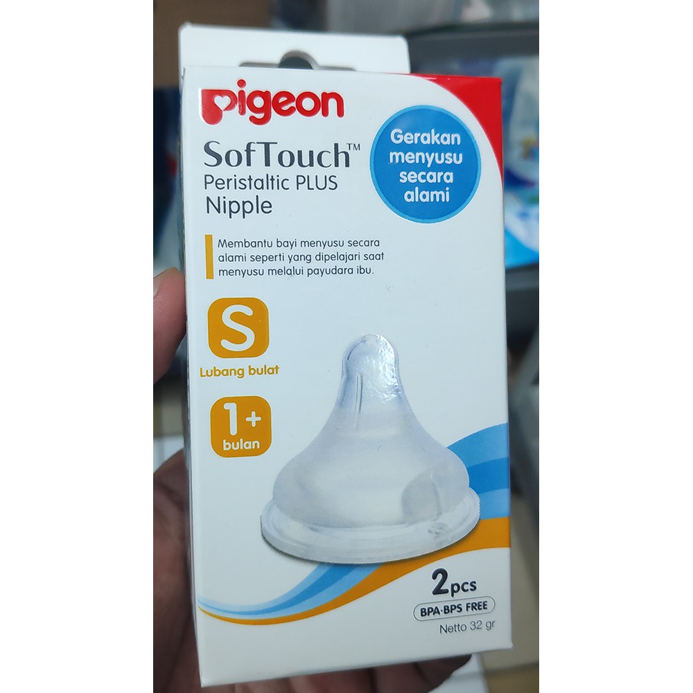 Pigeon Soft Touch Peristaltic Plus Nipple size S 2pcs Dot Bayi Pigeon