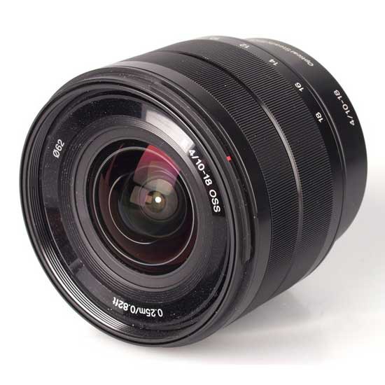 Sony 10-18mm F/4 OSS E-Mount (Pantai Photo)