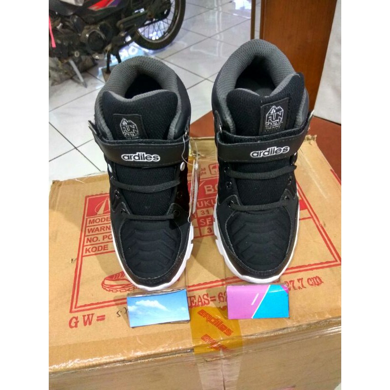 SEPATU ANAK ARDILES BCG - SPLITFIRE..... /SEPATU ANAK ARDILES... /SEPATU SEKOLAH....