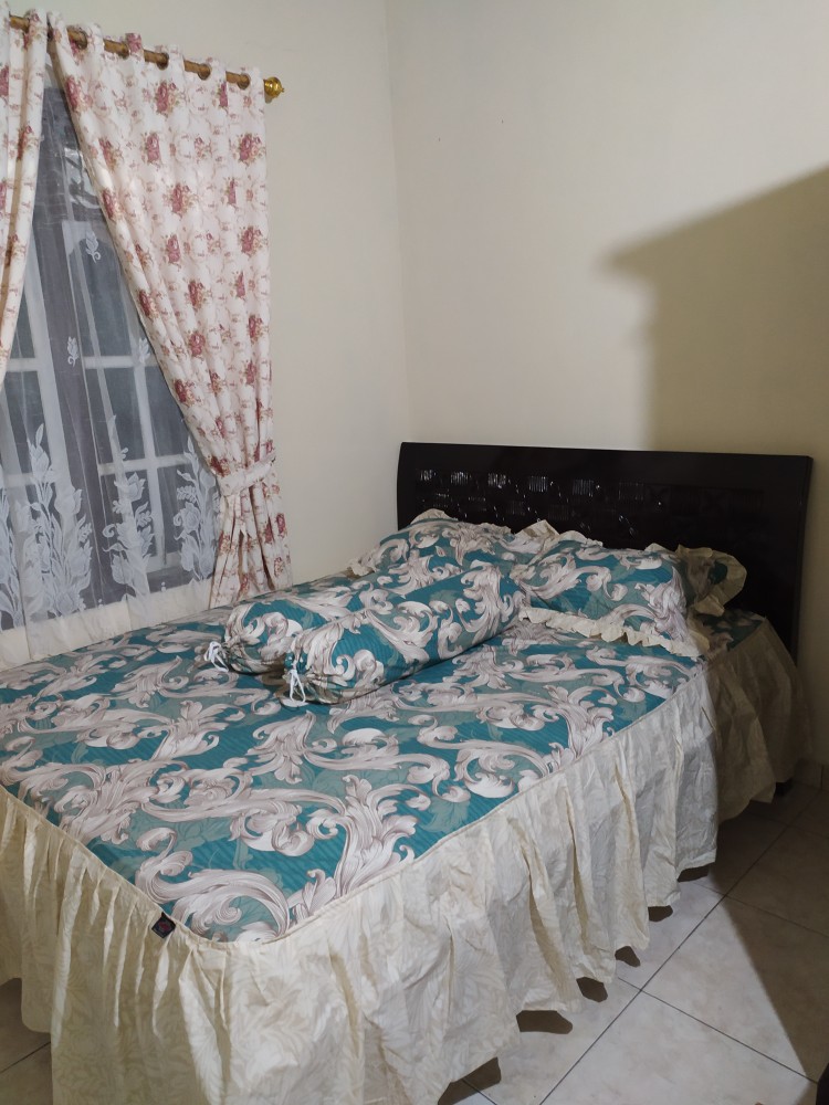 Dipan Jati Minimalis Ukiran Motif Donat