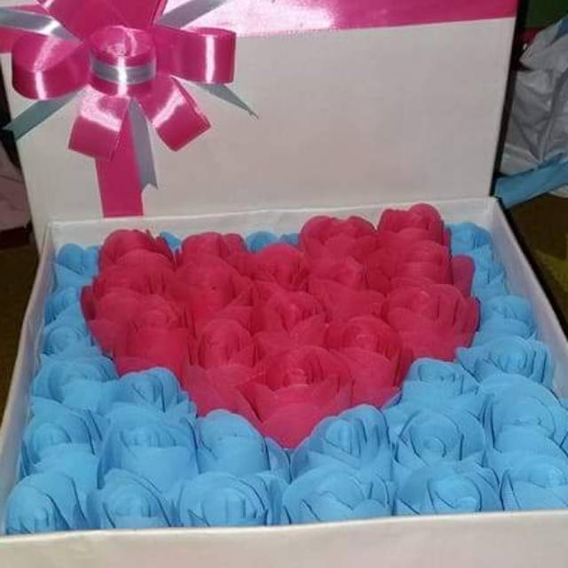 Box flower/ Bunga wisuda / Kado ulang thun/ Box buket Bunga