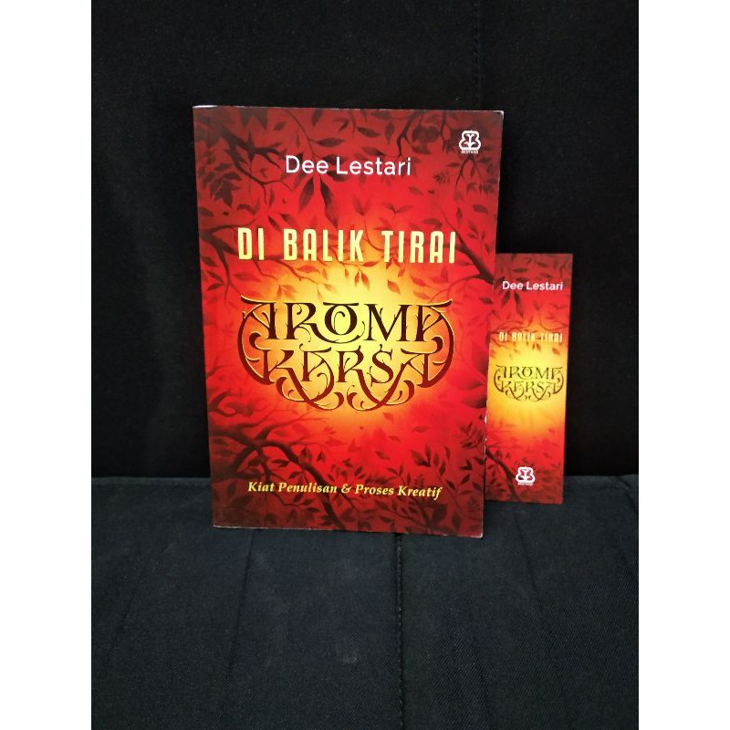 Di Balik Tirai Aroma Karsa/Bertanda tangan asli Dee Lestari