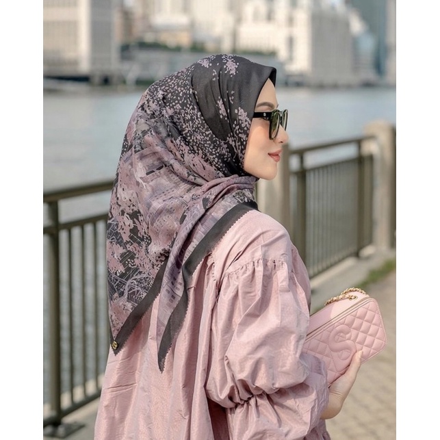 New york series 3 courage Buttonscarves x Allyssa Hawadi XL syari