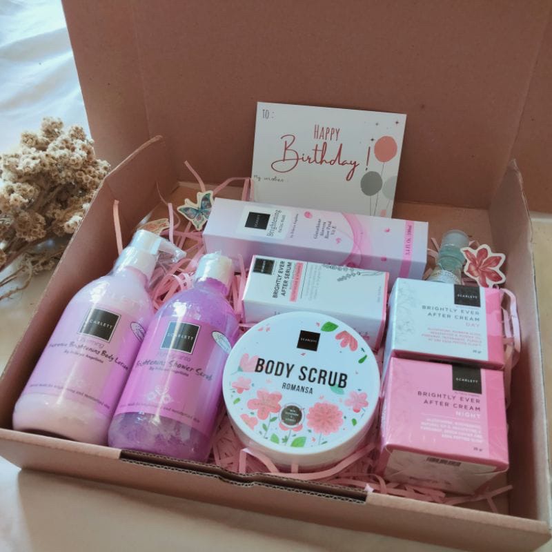 

hampers gift ,hampers scarlett(hampers box) /kado ulang tahun