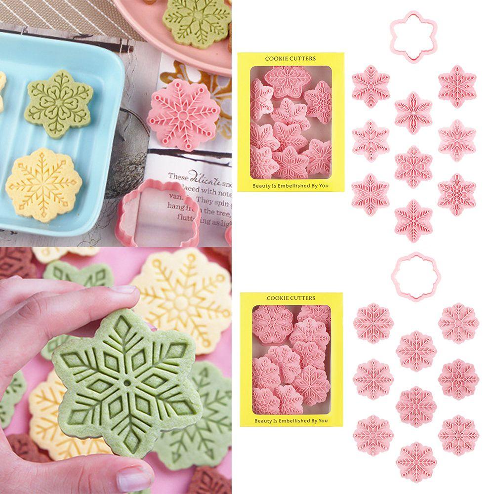 Preva 9pcs/set Alat Kue Snowflake 3D Santa Claus Plastik Cookie Cutter