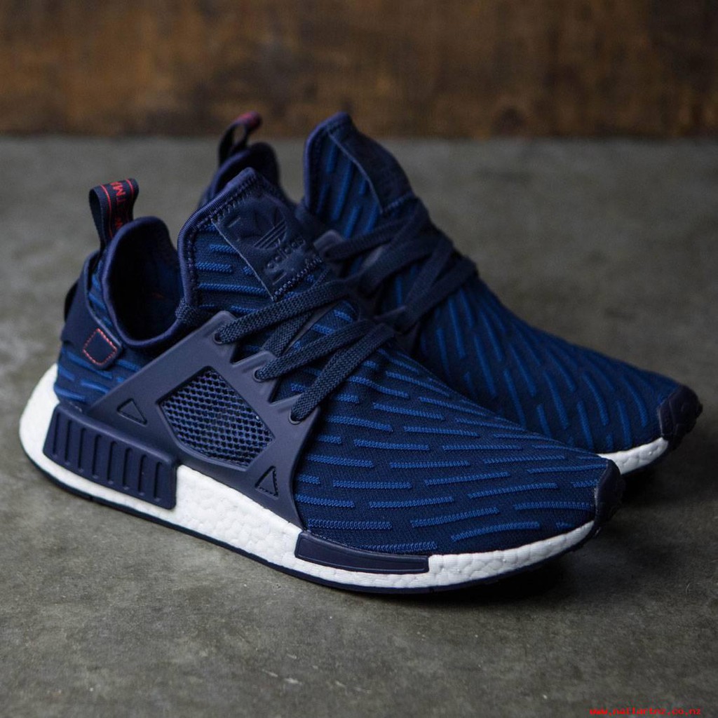 nmd xr1 navy blue