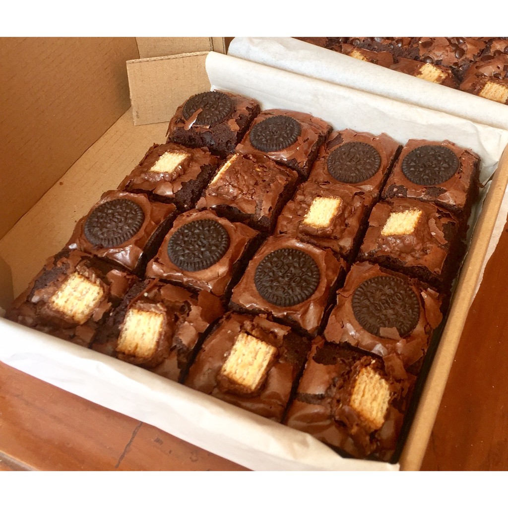 

Choco Chics Fudgy Brownies / Brownies Panggang / Brownies Box Milenial