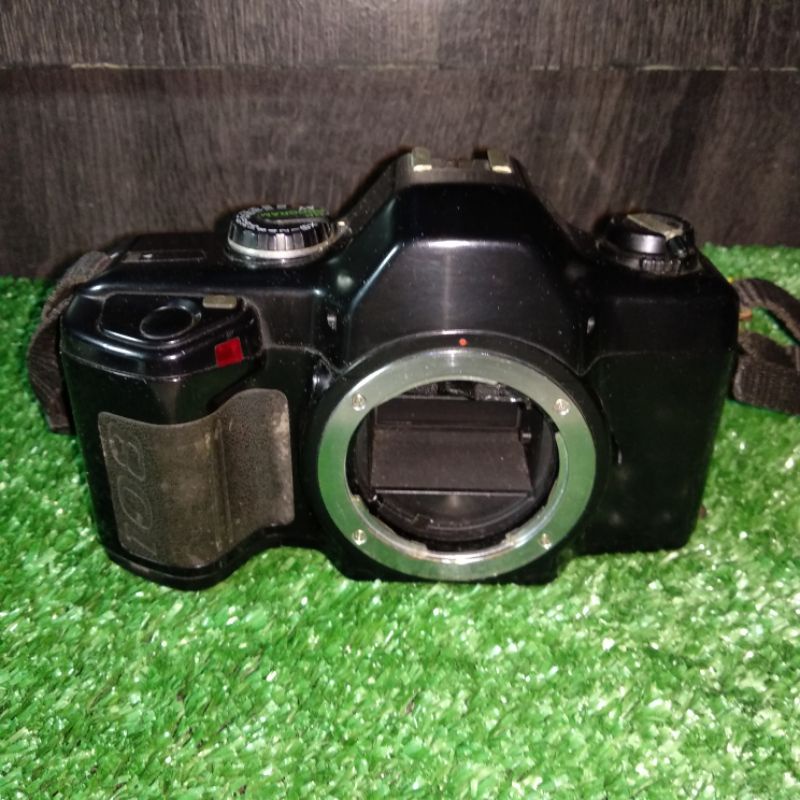 KAMERA / KAMERA ANALOG / KAMERA JADUL KYOCERA BODY ONLY EDISI DISPLAY