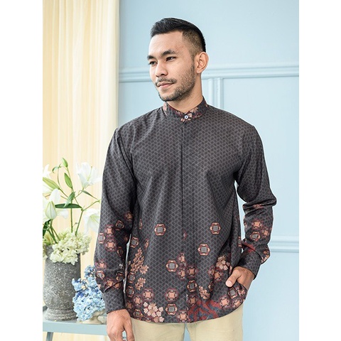 Laksamana Shirt in Castel Asli Wearing Klamby