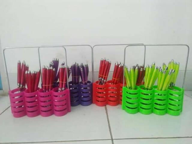 Sendok set isi 24pcs berbagai warna lucu