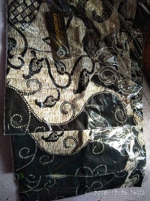 Kemeja Batik Pria Motif Morena Abu2