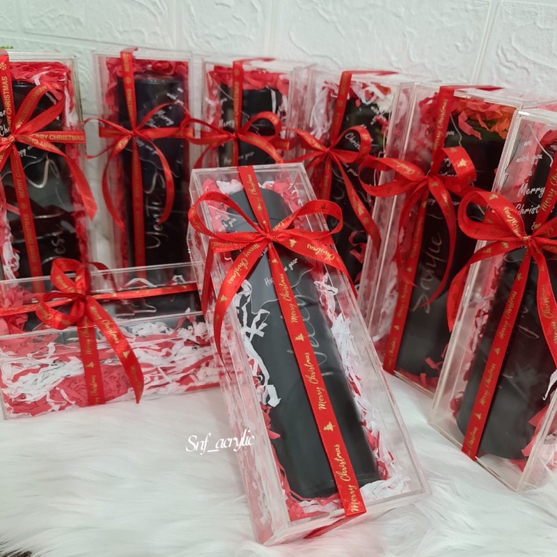 Hampers Natal / Kado Natal / Tumbler + Nama / Christmas Hampers / Christmas Gift / Hampers Tumbler / Tumbler Custom Nama / Hadiah Natal / Bingkisan Natal / Hampers Tumbler / Hampers Akrilik / Acrylic hampers