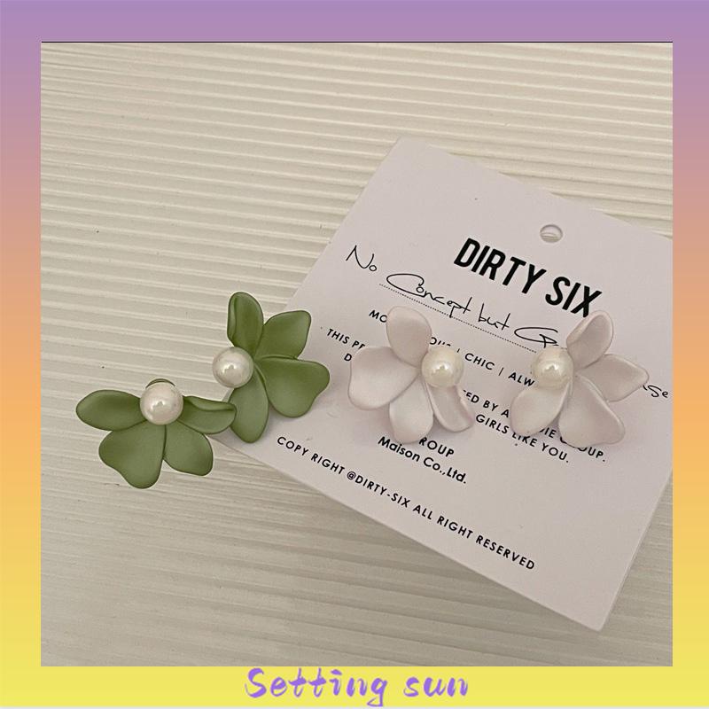 Kontras warna cat semprot bunga anting-anting wanita kepribadian sederhana semua-pertandingan anting-anting anting-anting S925 Super Fairy temperamen anting-anting wanita TN