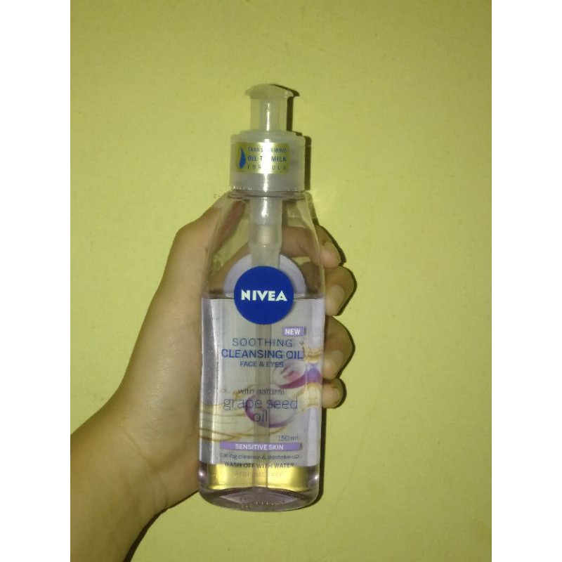 Nivea cleansing oil grape seed