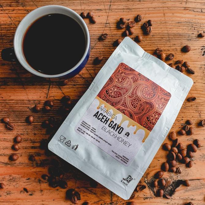 

KOPI ARABIKA ACEH GAYO BLACK HONEY - SINGLE ORIGIN / MANUAL BREW