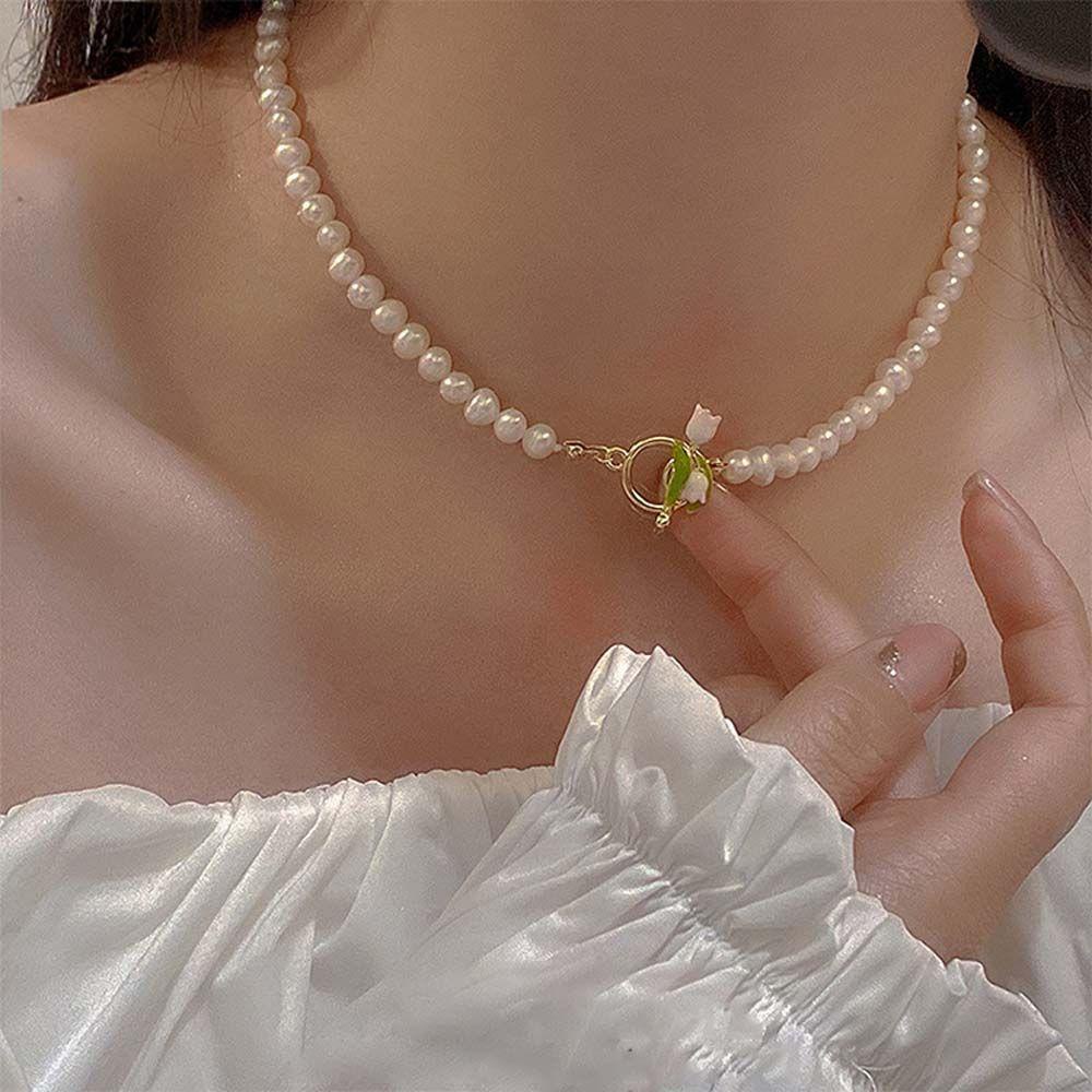 Agustina Tulip Mutiara Kalung Retro Klavikula Kalung Fashion Manis Imitasi Pearl Choker