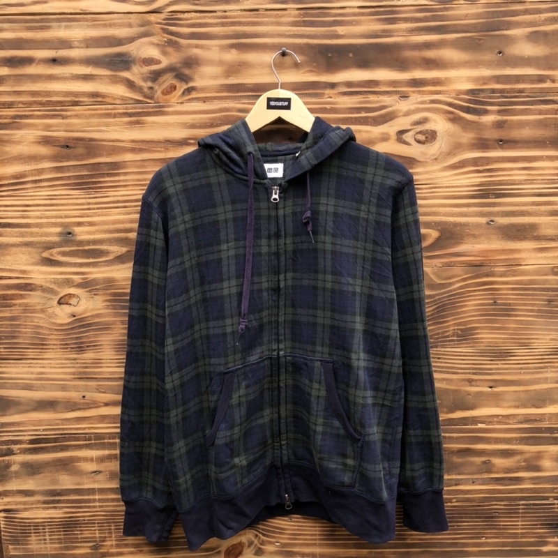ZipHoodie Uniqlo Motif Kotak H-009 Second Original