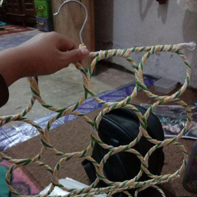 Gantungan Jilbab / Hanger Hijab 28 Lubang ( 400 Gr )