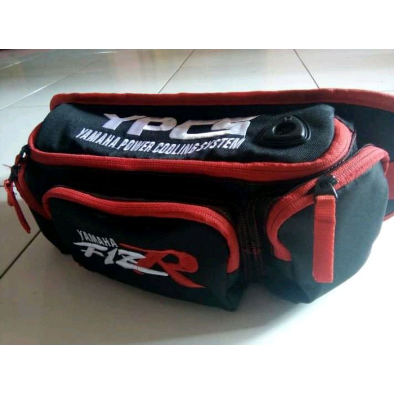 tas  Yamaha f1zr