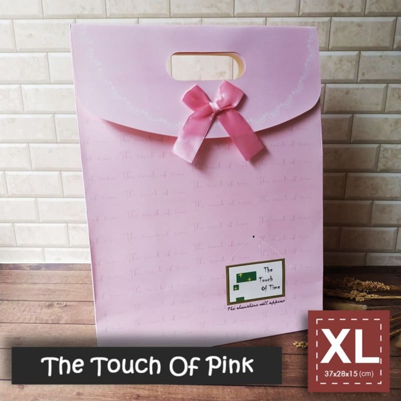 

Paper Bag Motif Ukuran XL / Tas Kertas Kado - THE TOUCH OF