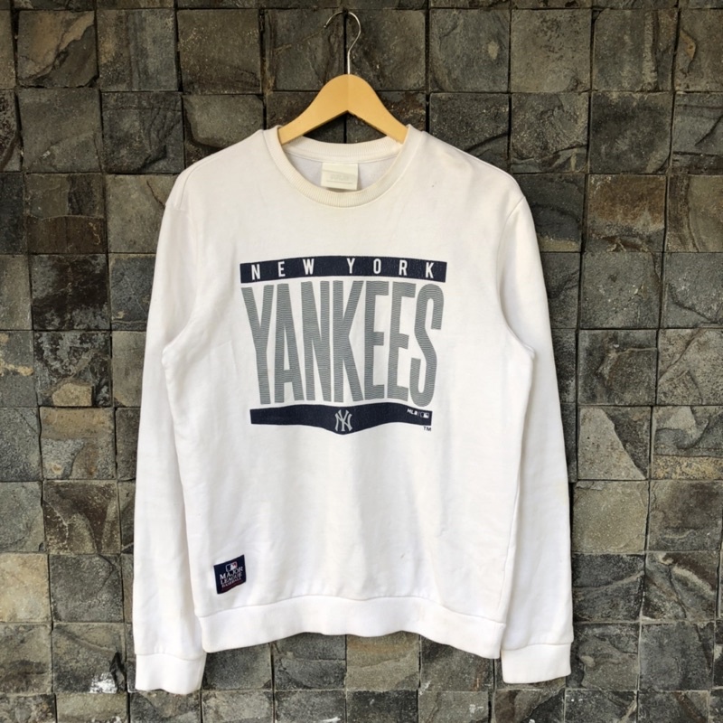 Crewneck MLB Yankees Putih