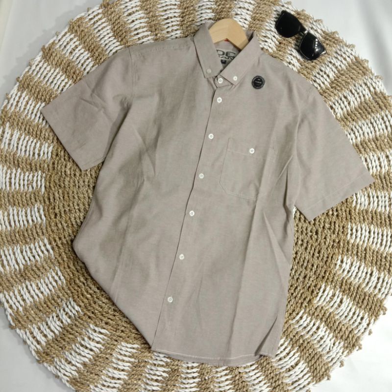 Jual Kemeja polos pria lengan pendek warna coksu/kemeja coksu lengan