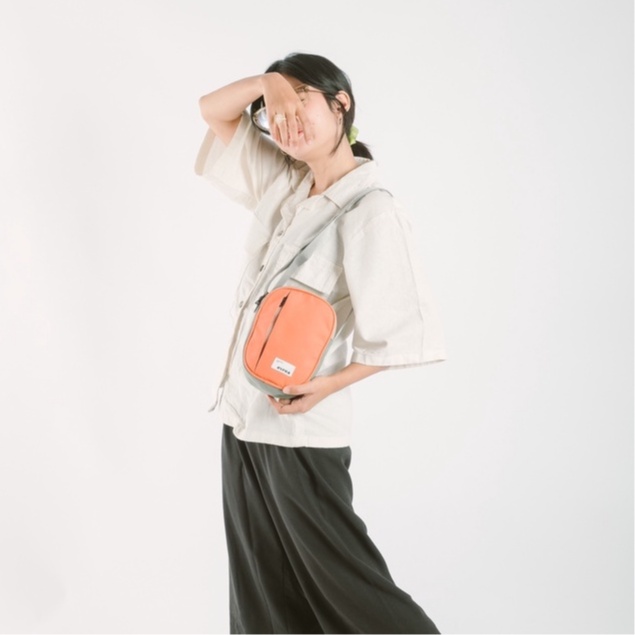 Evroa Poppy Sling Bag - Peach Olive