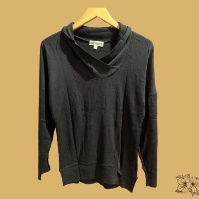 Sweater Rajut Michel Klein