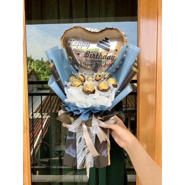 

BUKET BALON MIX COKLAT FERRERO ROCHER