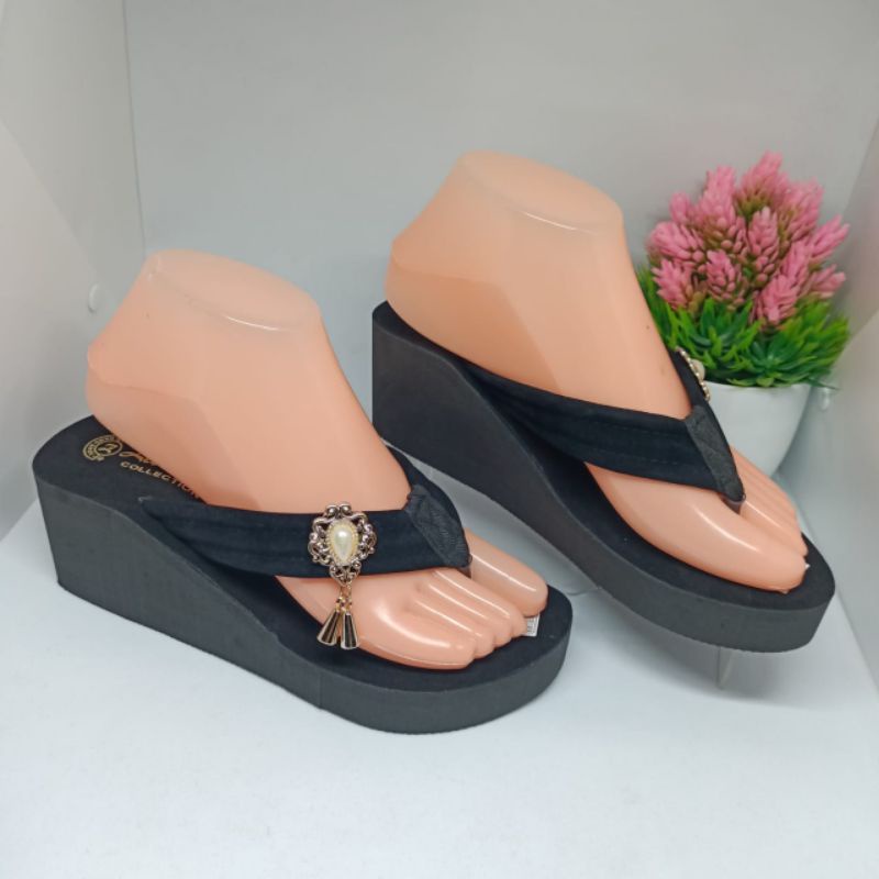 Sandal Wedges Zee-She Japit 20