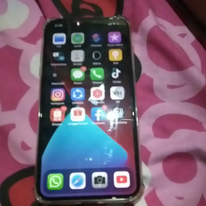 iPhone 11 pro max second