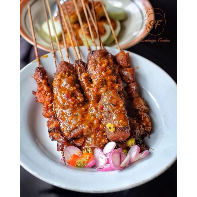 

Sate Campur Jerohan Sapi Yu Rebi