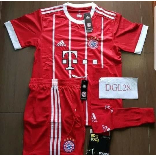 Diskon Jersey Baju Kaos Kaki Celana Bayern Munchen Home 17/18 Grade Ori Murah |