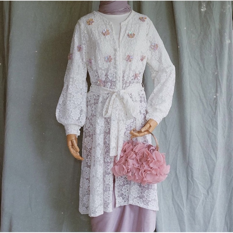 Jaleela Malea O2 Kebaya kondangan