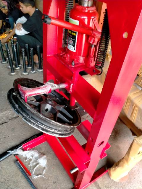 Alat Press segitiga Fork  Bambu Press Kruk as Press pelek