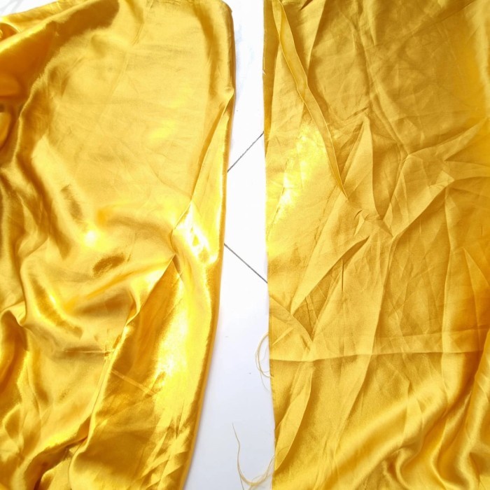 50cm Kain Satin CLARISSA Gold Emas Kuning dekor Saten meteran Sateen