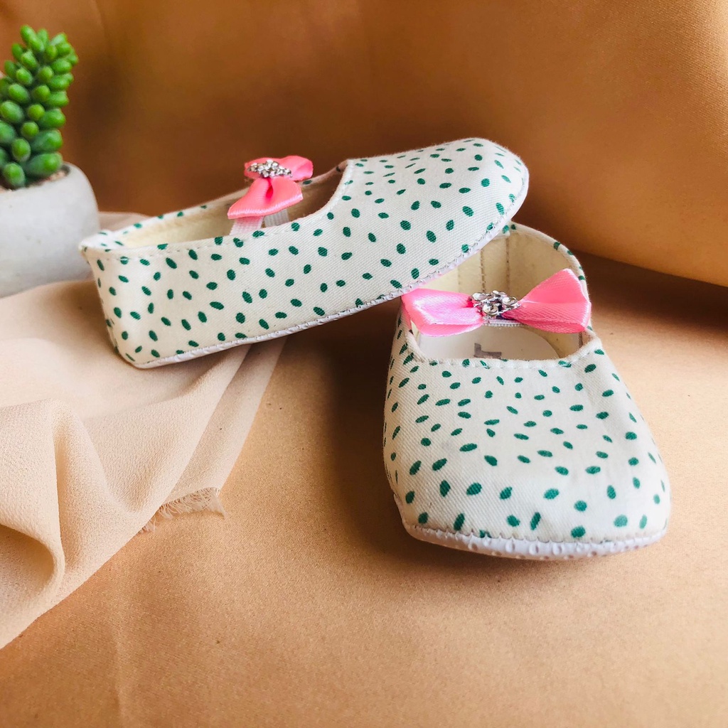 Sepatu PRE PITA Prewalker Bayi Perempuan Umur 0 Bulan - 12 Bulan Model Slip on Pita Baby Girl Lucu Murah PRE BINTIK PITA