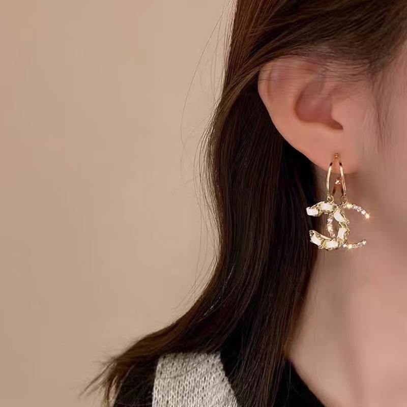 Anting Tusuk Gantung Desain Huruf C Ganda Hias Berlian Gaya Koreavintagemewah Untuk Wanita