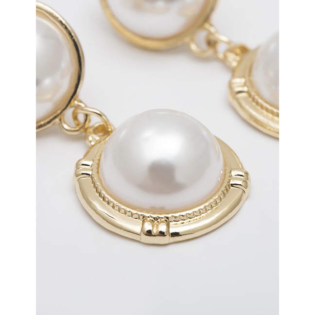 LRC Anting Tusuk Fashion Two Asian Gold Drop Shape 1518 Geometric Pearl Earrings F64088