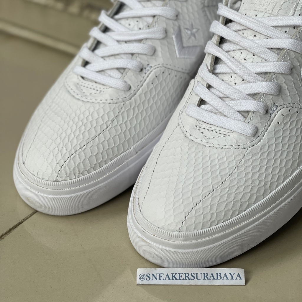 Louie Lopez Pro Ox Snake Skin White