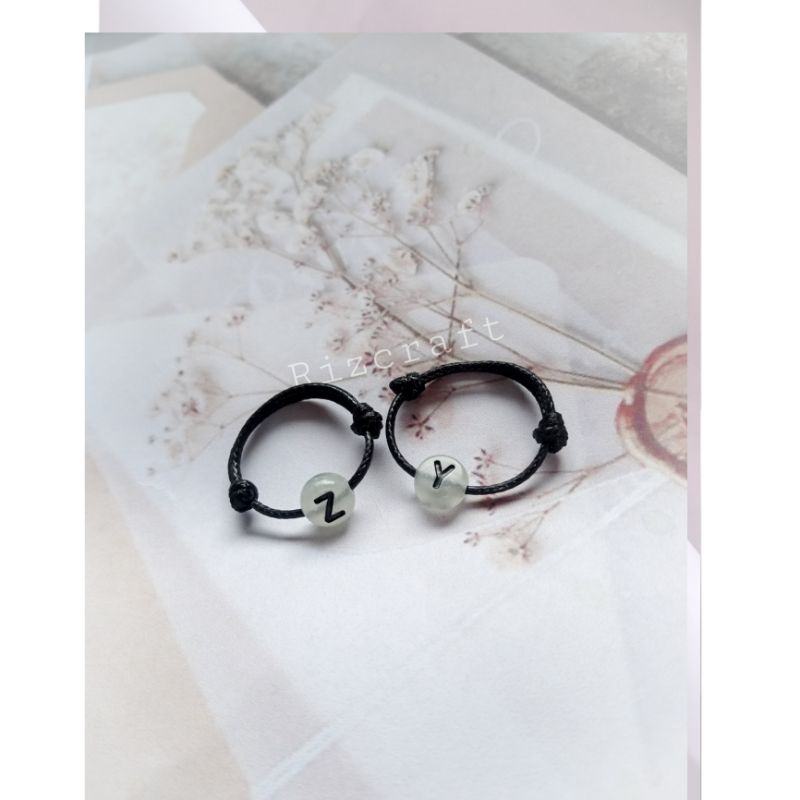 (Min Order 10rb bisa Mix gelang Lain)CINCIN Huruf &amp; Love Inisial Bulat Glow in The Dark Tali tipis Waterproof