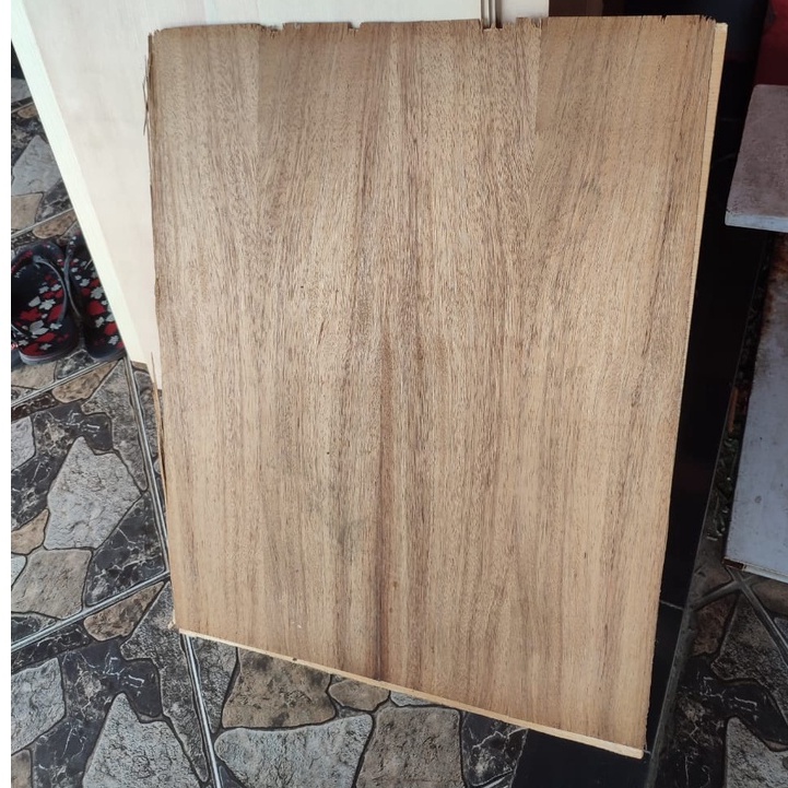 Top Gitar Trembesi Wood/Material Body Gitar Akustik