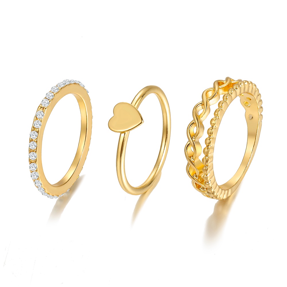 3pcs / set Cincin Model Twist Hollow Bentuk Hati Aksen Kristal Warna Emas Gaya Retro Untuk Wanita